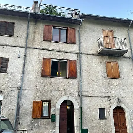 Carmela E Gennaro Apartment Villetta Barrea